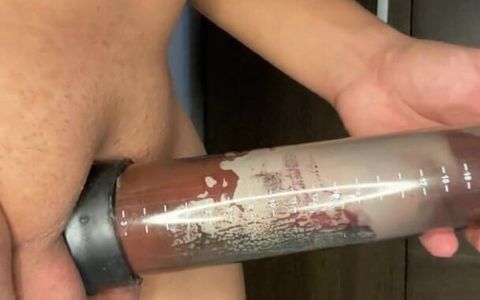 Testing My New Penis Pump with a Small Cock