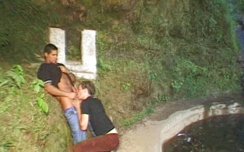 Fucked by staight in exhib outdoor crusin place