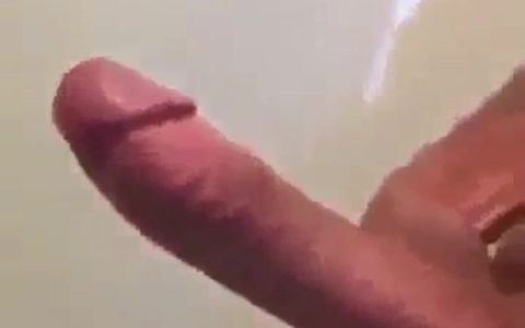 Man with a Delicious Cock Sends Me a Video Message to Make Me Horny