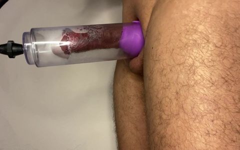 Using the Penis Pump to Make My Penis Super Hard to Surprise My Stepcousin Who Is Coming