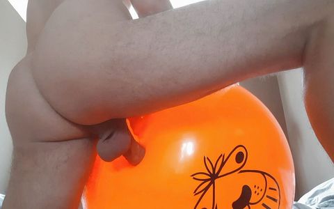 Space hopper humping