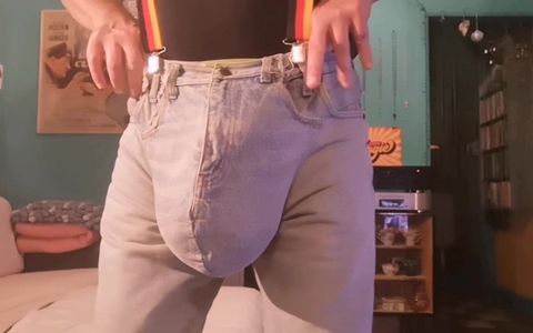 Extreme Jeans Bulging