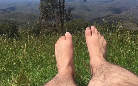 My Favourite Spot to Soak up the Sunshine on My Feet on Such a Beautiful Day - Manlyfoot