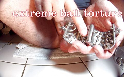 Extreme ball crush 220410