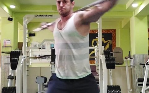 Flexing Muscle and Cumming 91kg