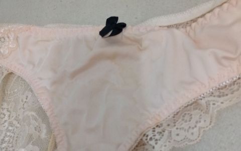 Crot Girl's Used Hot Panties