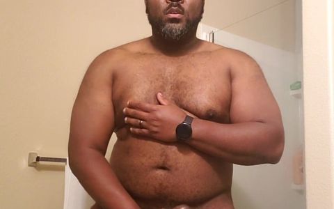 Thick bear jerk off from last night