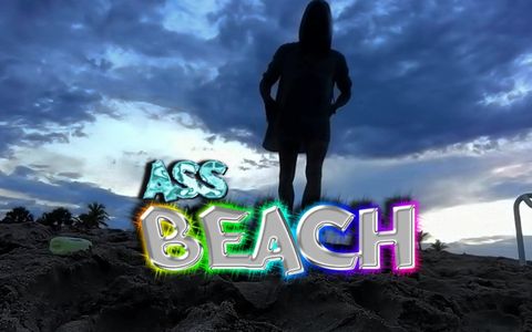 Gaping my asshole on a private beach