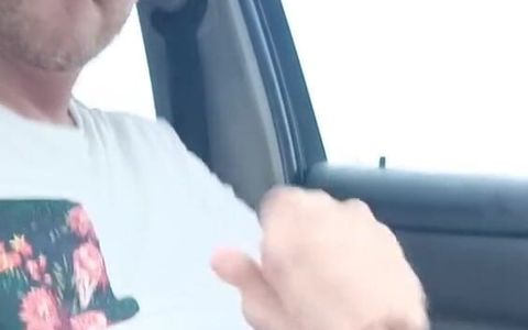 Jerk off in Car