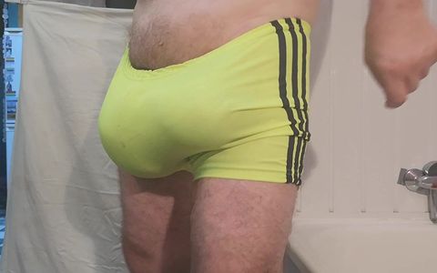 Fetish bulging show