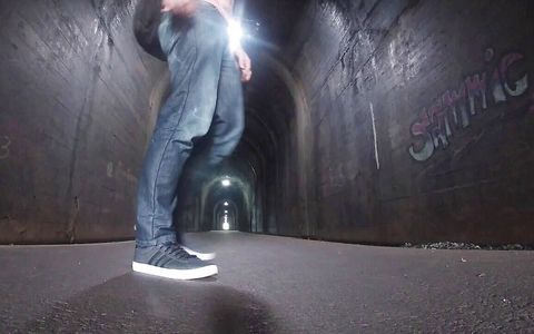 Tunnel fun