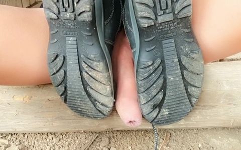 Hard Self Ballbusting with Shoes on the Farm - Lots of Moaning and Big Cumshot