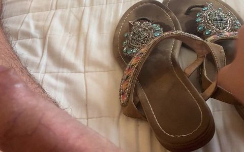 Fucking a smelly used sandal from the front