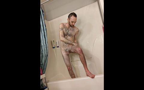 Behind the Scenes - Bonus Footage and Alternate Cumshot for Shower Edging