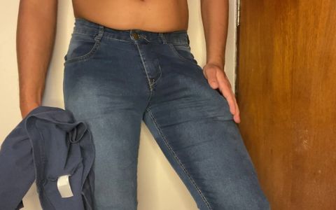 Hot Friend From Work Sat on My Lap and I Had to Go to the Bathroom to Hide My Big Hard Dick