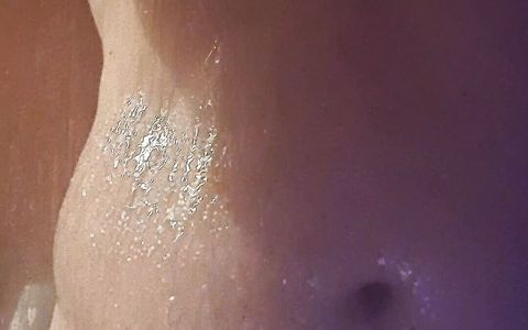 Madaussiehere Dildo Play in the Shower