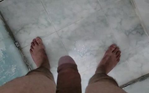 Shower Pee