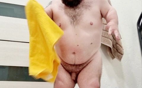 Midget after shower