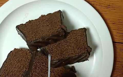 chocolate cake with cum