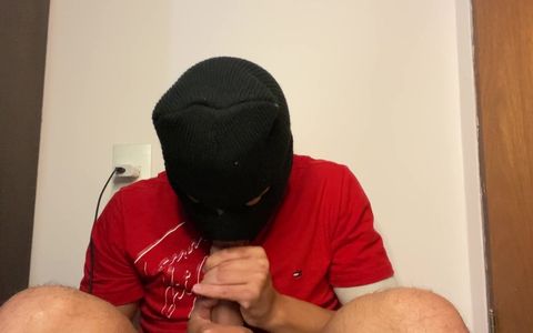 Very Hot Man Decides to Suck His Own Dick and Cum in His Mouth